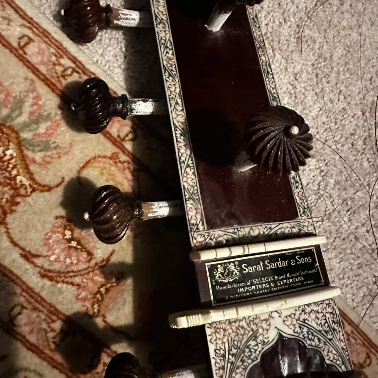 Body polish and crack repair